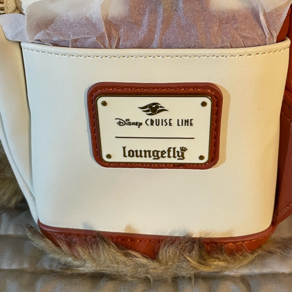 2025 Alaska Minnie Disney Cruise Line Loungefly Backpack- NWT ✨GRAIL BAG✨ - Picture 4 of 6